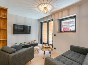 Cocon intime avec WiFi et garage au pied des pistes – résidence neuve de standing - FR-1-694-338